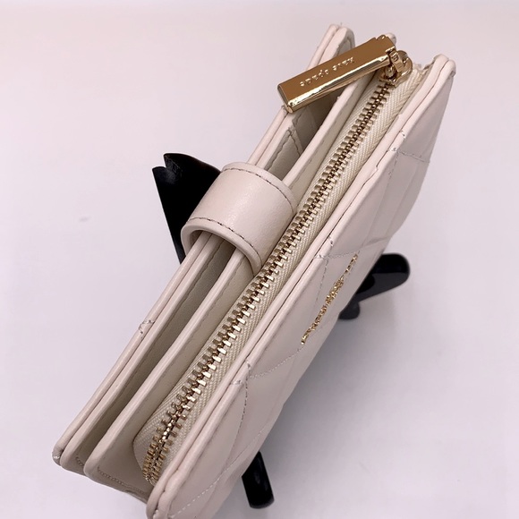 KATE SPADE Carey Medium Compact
Bifold Wallet Parchment Color - Picture 3 of 15